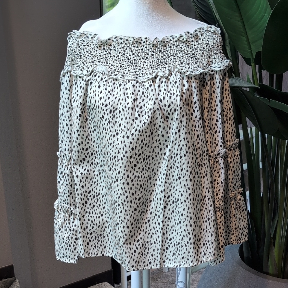 Chic Off-Shoulder Black and White Polka Dot Blouse